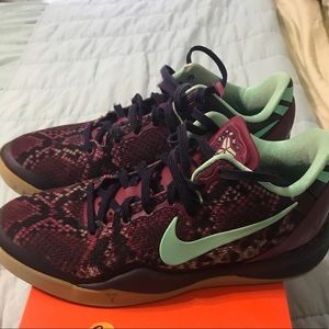 Kobe basketball shoes
